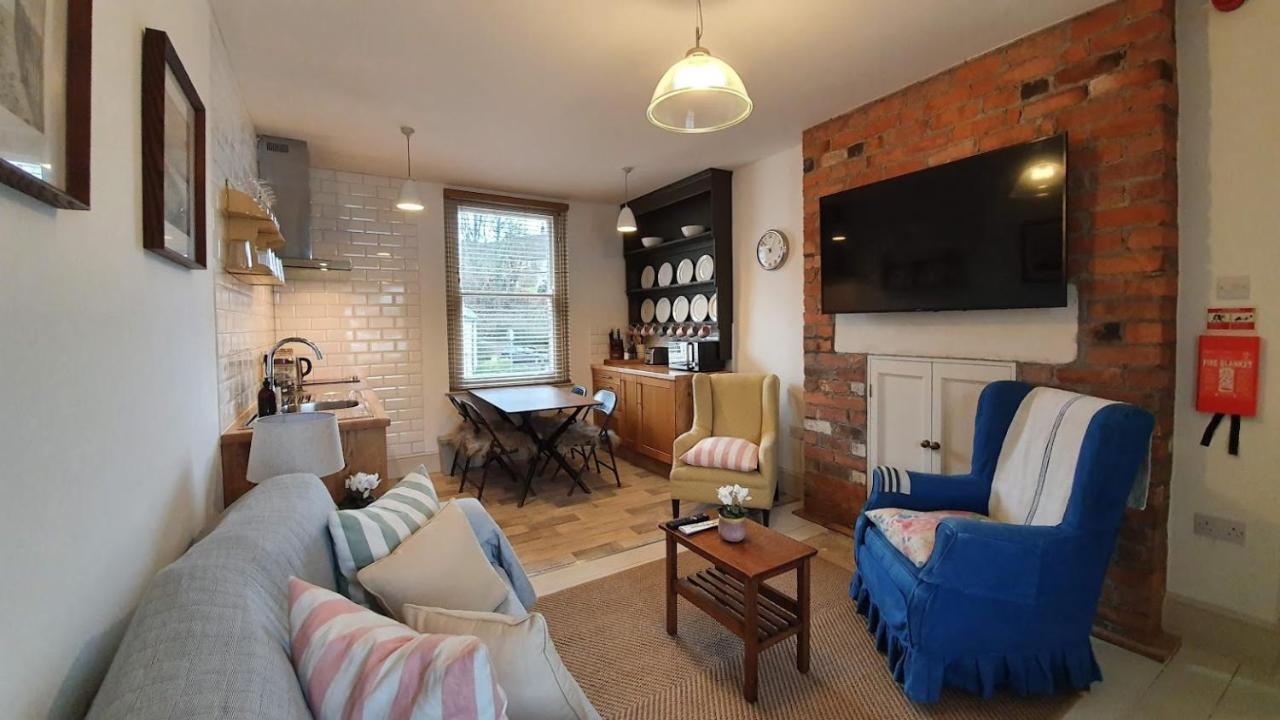 Stylish Town Centre Apartments Nailsworth Exteriér fotografie
